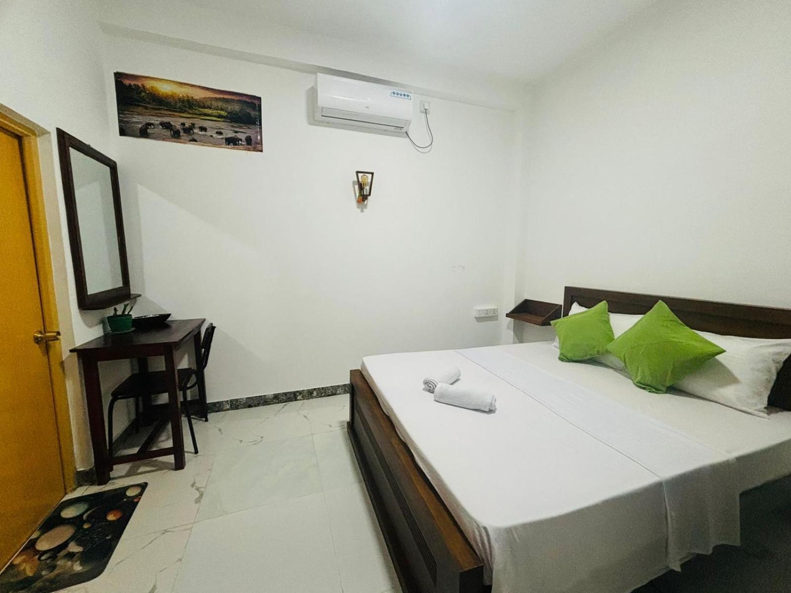 Jaya Villa - Near Airport Νεγκόμπο Εξωτερικό φωτογραφία