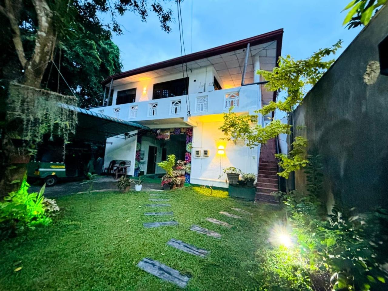 Jaya Villa - Near Airport Νεγκόμπο Εξωτερικό φωτογραφία